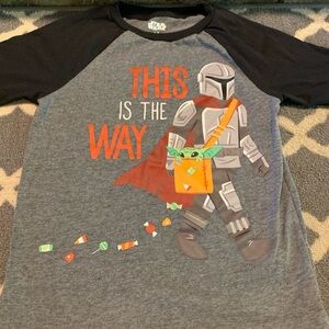Boys Halloween Fall Autumn Star Wars the Mandalorian shirt size 8